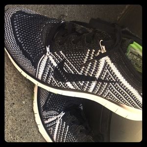 Nike flyknits 5.0